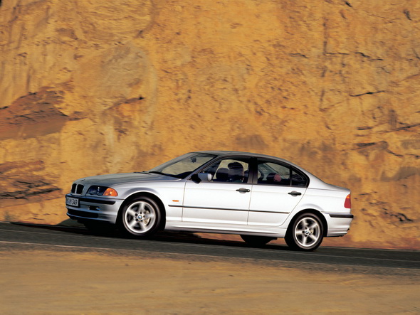 BMW_E46_Sedan_Press_Photos_001.jpg