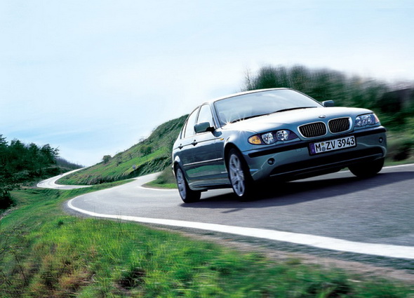 Uzspiediet lai redzētu oriģinālizmēru BMW_E46_Sedan_Press_Photos_028.jpg