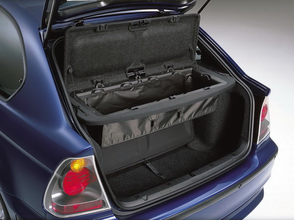 Uzspiediet lai redzētu oriģinālizmēru BMW_E46_Compact_Press_Photos_030.jpg
